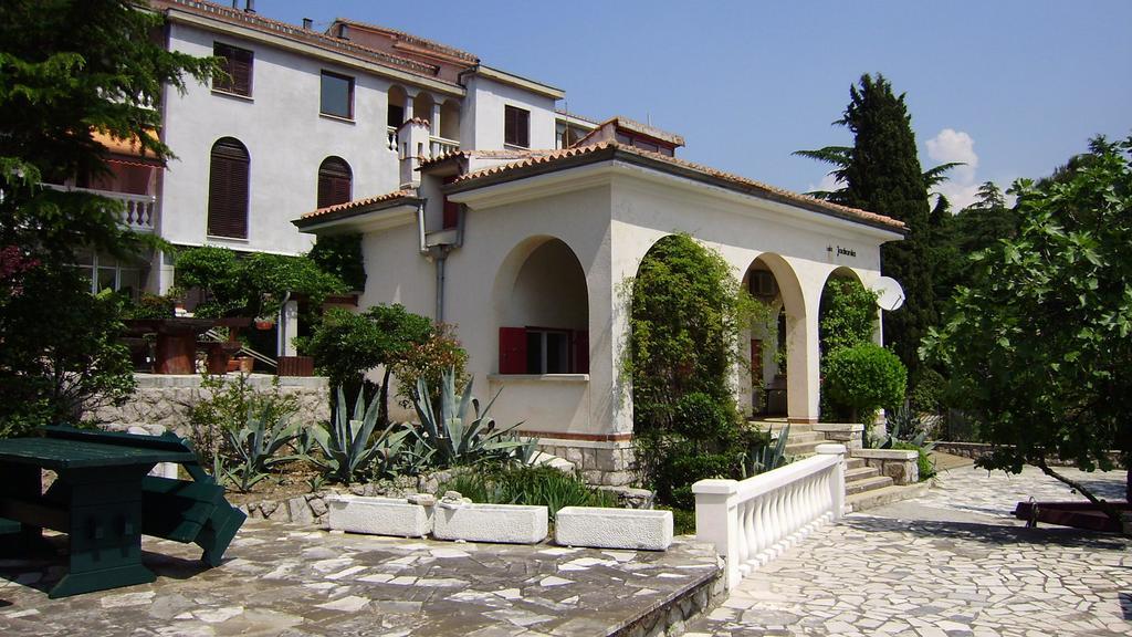 Vila Jadranka Apartments And Rooms Omišalj Værelse billede
